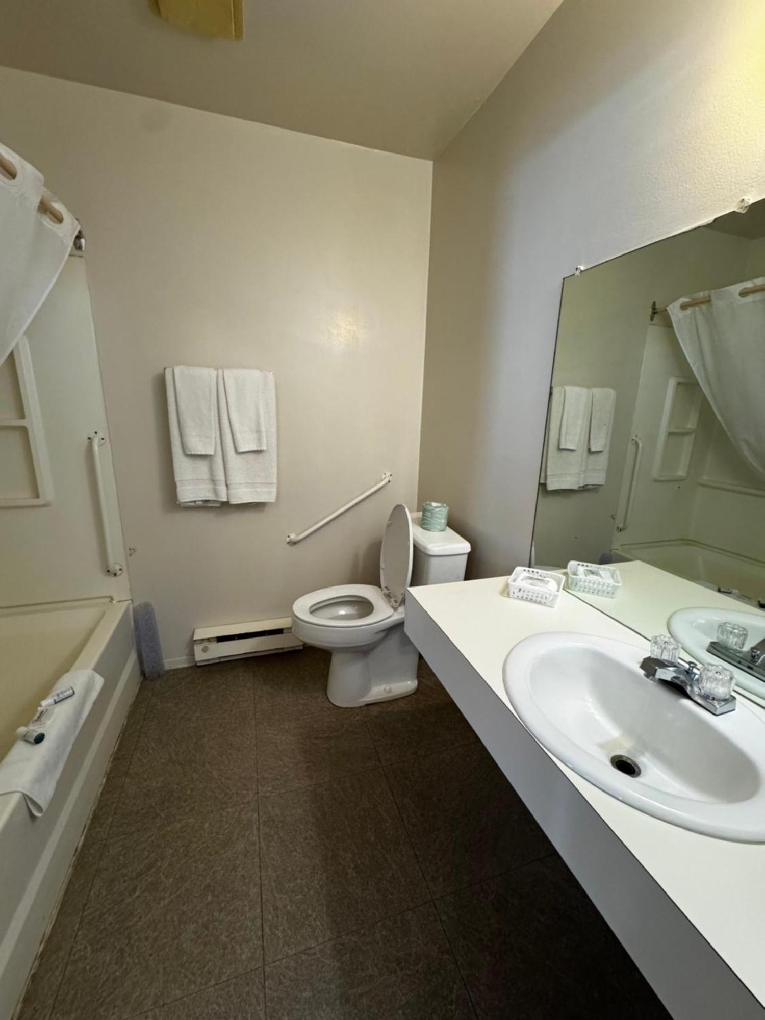Zero-100 Motel Heron Bay Εξωτερικό φωτογραφία